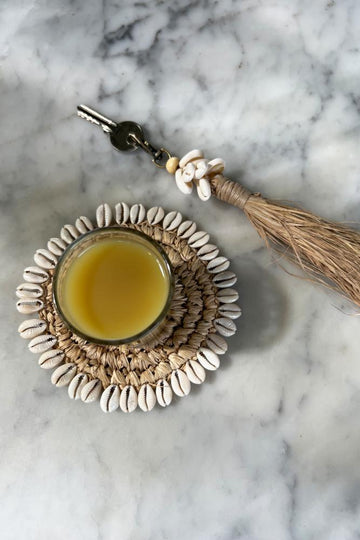 Raffia COWRIE Keychain