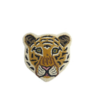 Load image into Gallery viewer, Cloudy Tiger Head rug