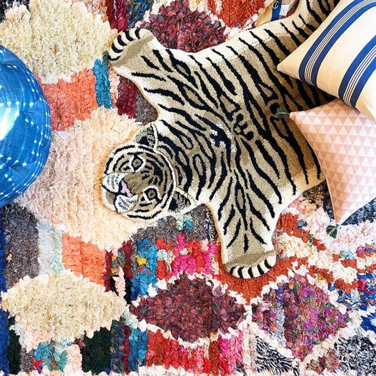Drowsy Tiger Rug L
