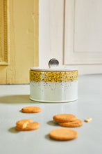 Load image into Gallery viewer, Ceramic 70s Cookie Jar