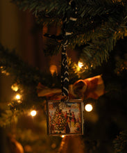 Load image into Gallery viewer, Maple Mini Photo Frame