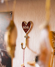 Load image into Gallery viewer, Pyar Heart Hook
