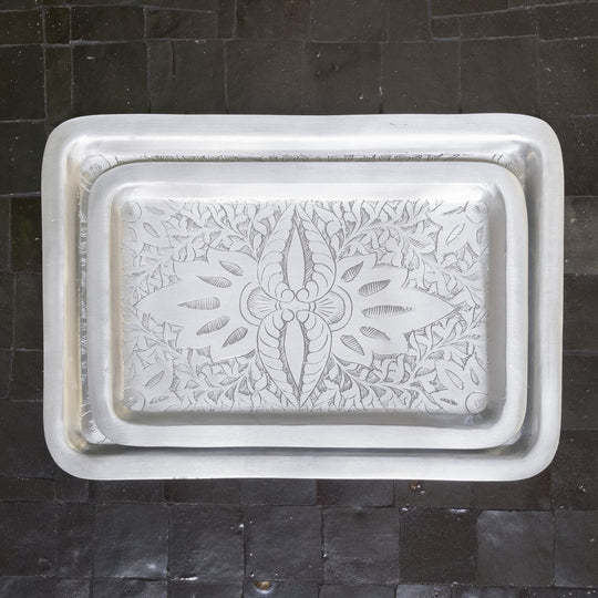 Set of small and large silver Oblong Tray